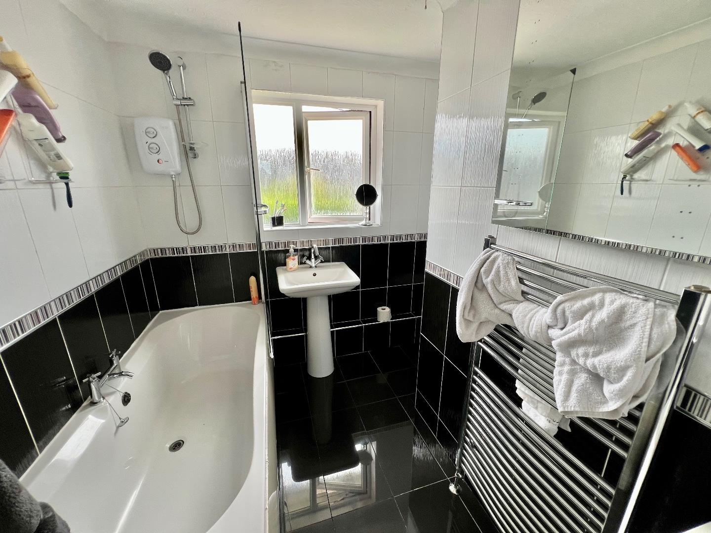 Vale View, Sarn, Bridgend County Borough, CF32 9RY